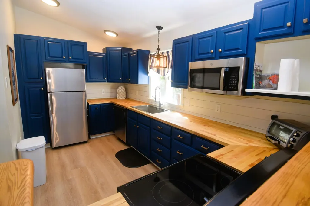 423 E River Road Skowhegan ME 04976