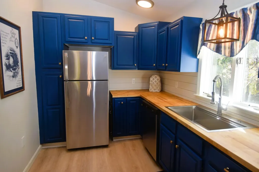 423 E River Road Skowhegan ME 04976
