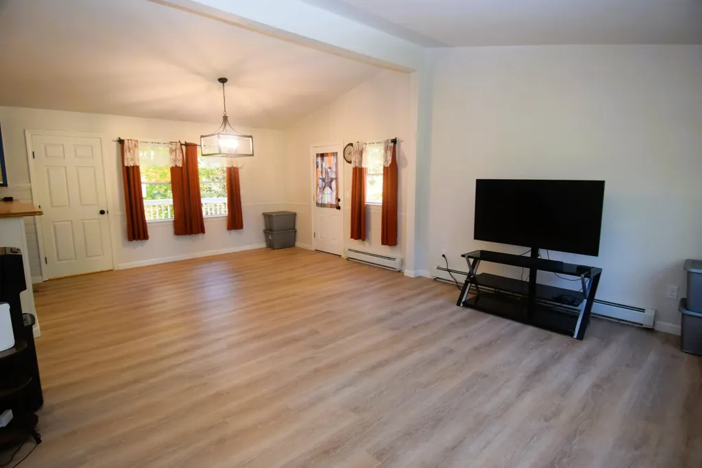 423 E River Road Skowhegan ME 04976