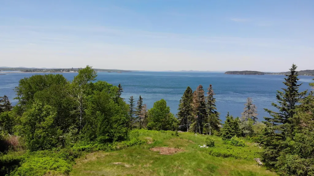 45 Kendall Head Road Eastport ME 04631