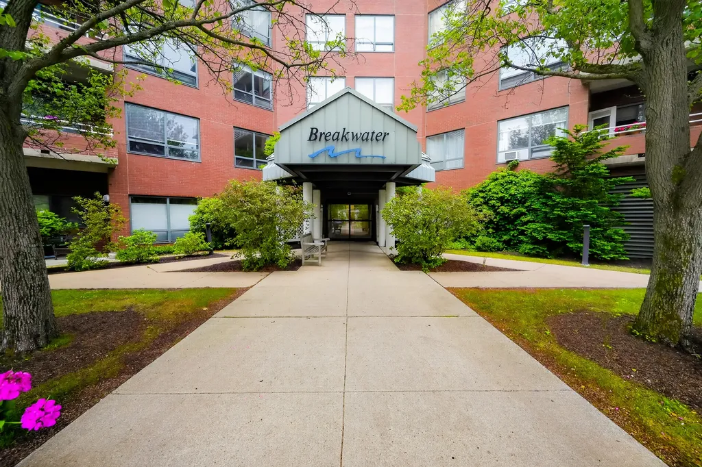 148 Breakwater Drive South Portland ME 04106