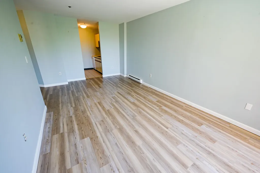 148 Breakwater Drive South Portland ME 04106