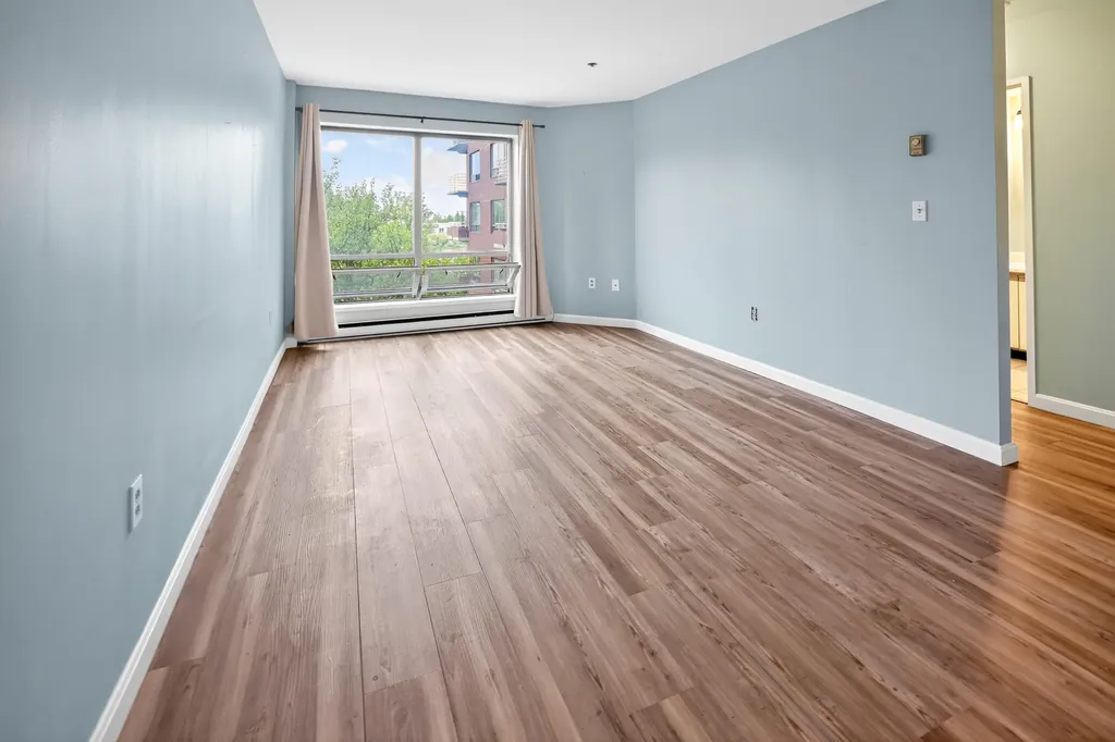 148 Breakwater Drive South Portland ME 04106