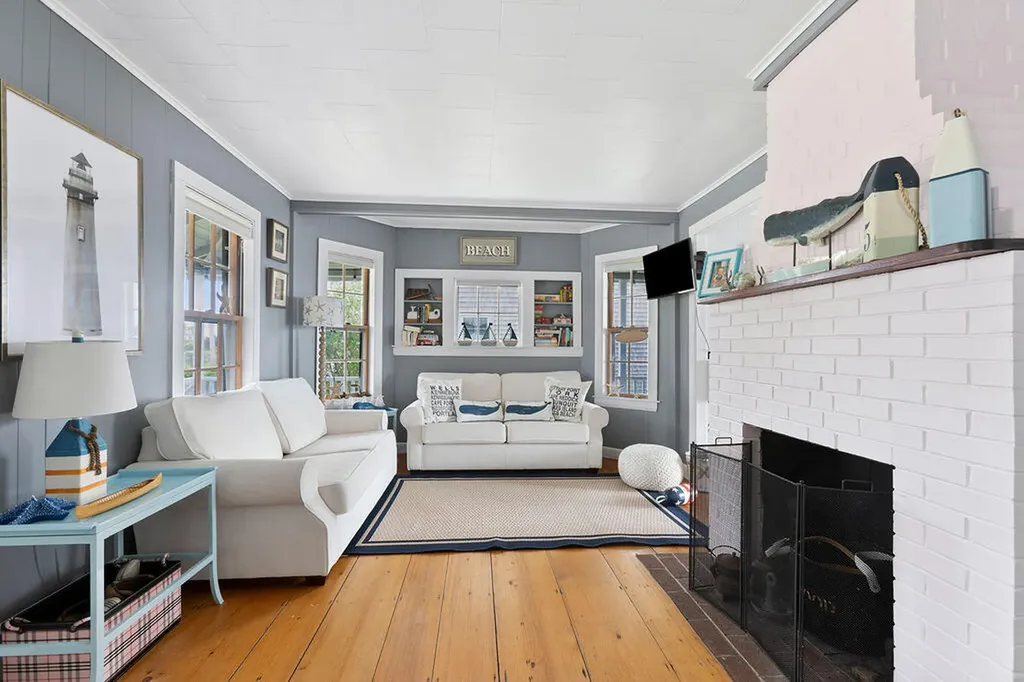 274 Beach Avenue Kennebunk ME 04043