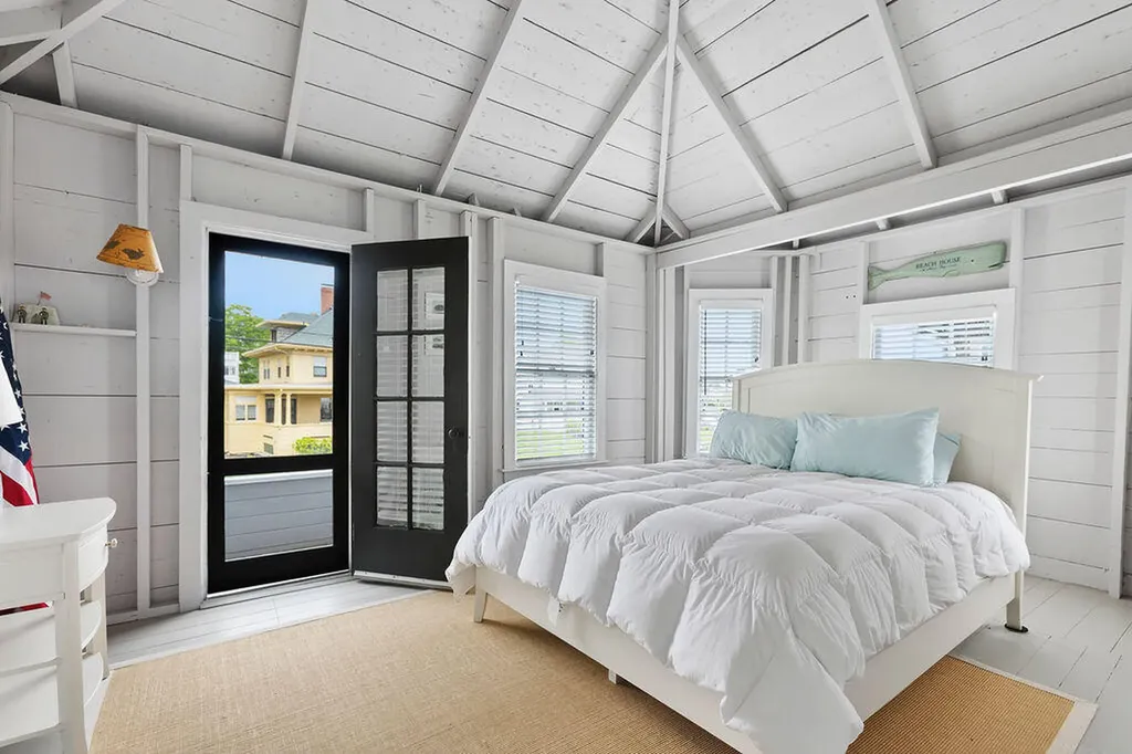 274 Beach Avenue Kennebunk ME 04043