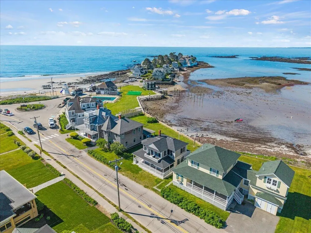 274 Beach Avenue Kennebunk ME 04043