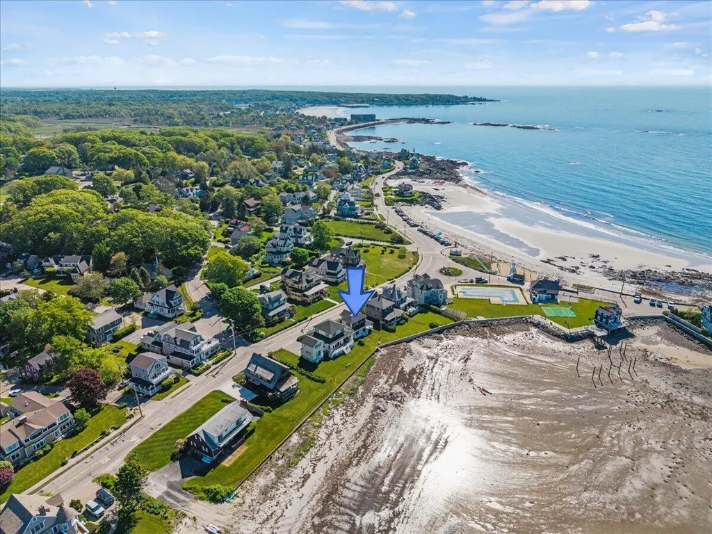 274 Beach Avenue Kennebunk ME 04043