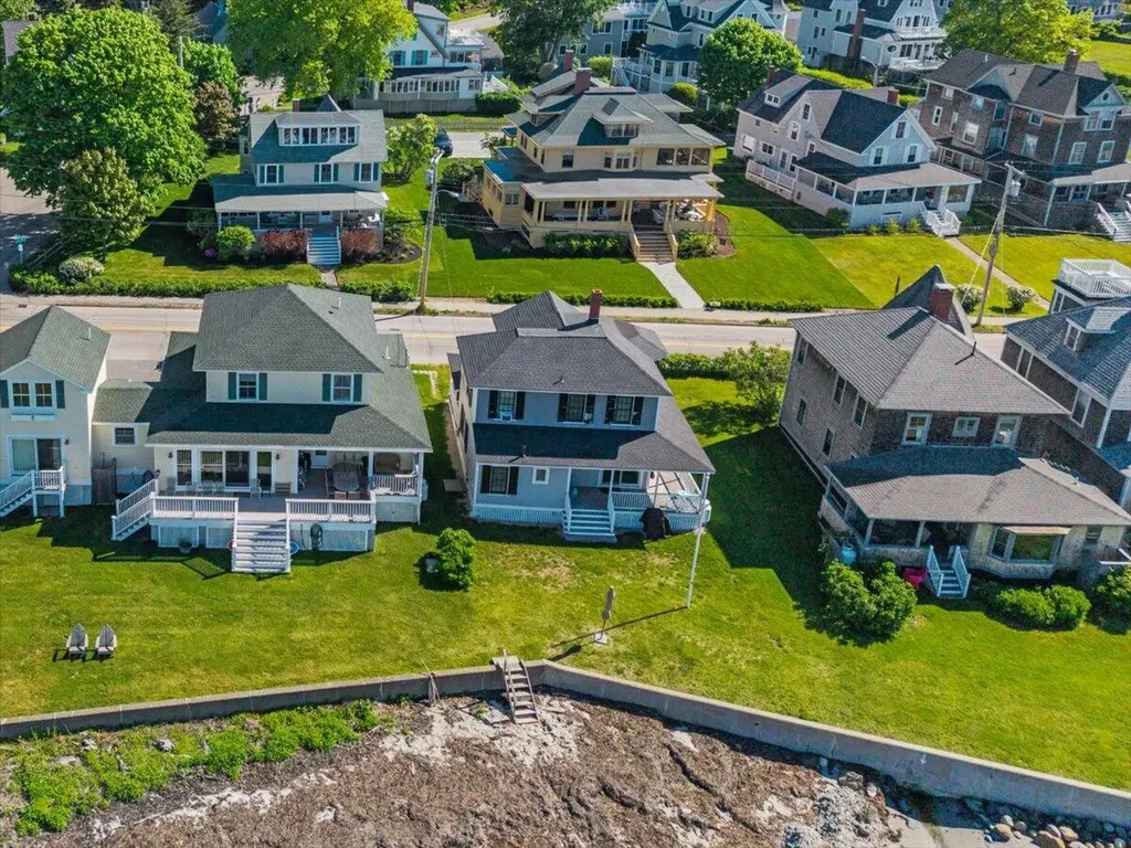 274 Beach Avenue Kennebunk ME 04043