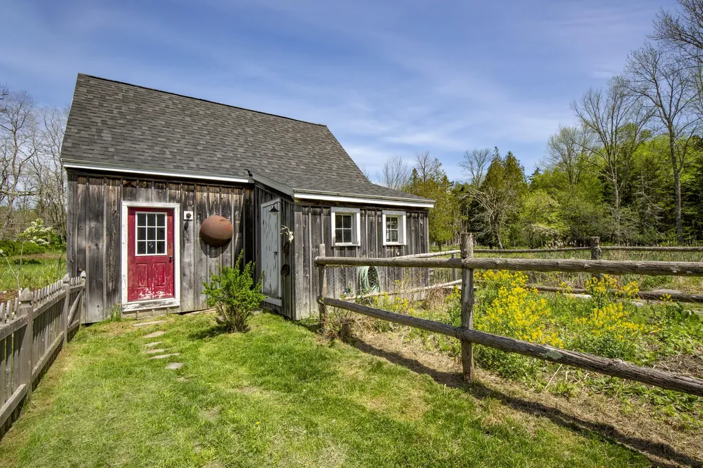 239 Mill Creek Road Islesboro ME 04848