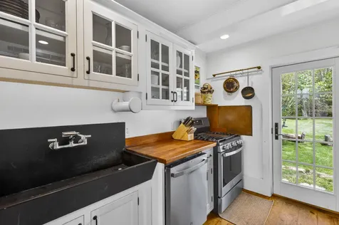 239 Mill Creek Road Islesboro ME 04848