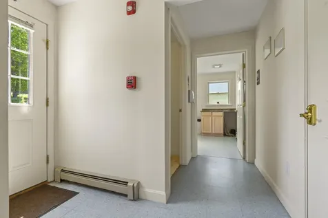 18 Belvedere Road Damariscotta ME 04543