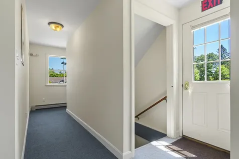 18 Belvedere Road Damariscotta ME 04543