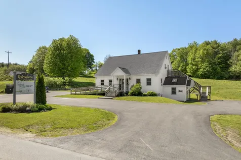 18 Belvedere Road Damariscotta ME 04543