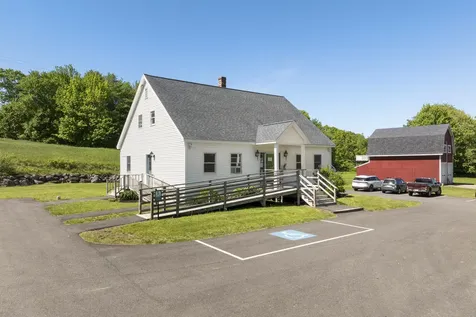 18 Belvedere Road Damariscotta ME 04543