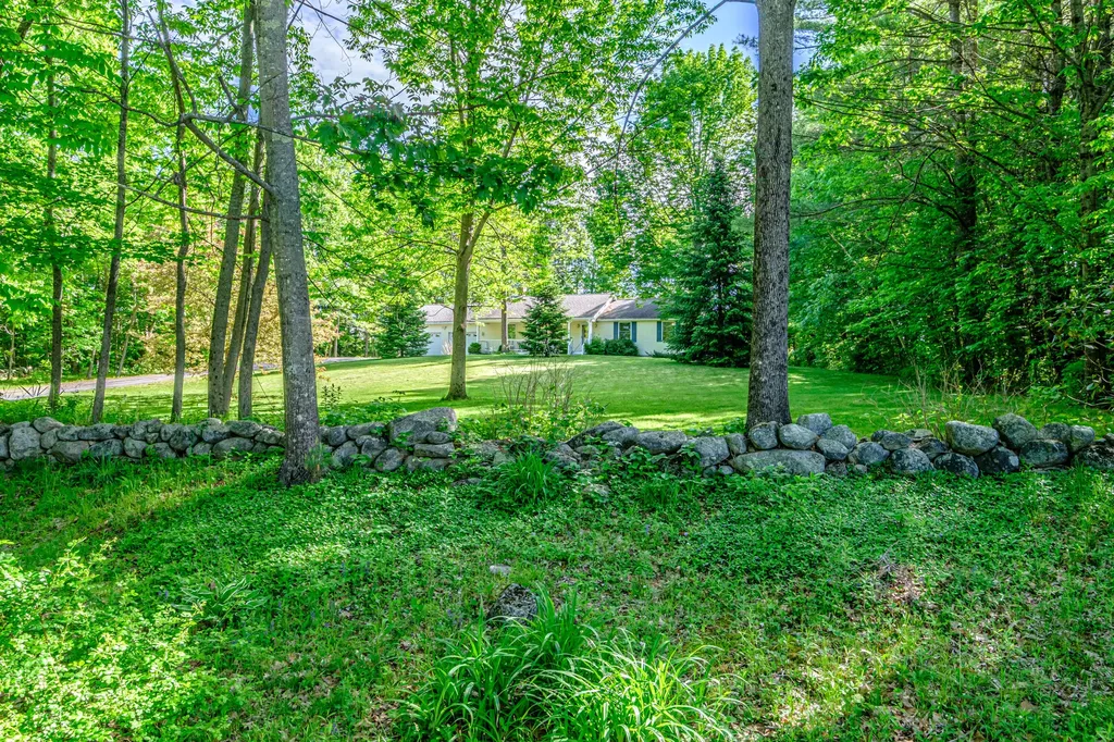 564 Maple Ridge Road Harrison ME 04040