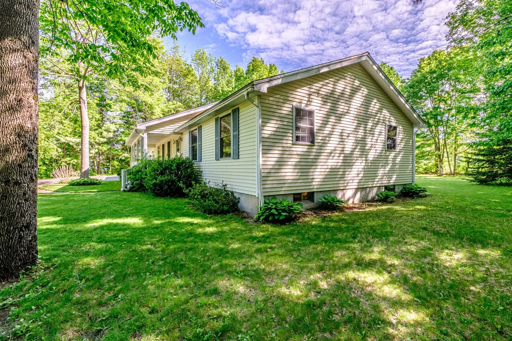 564 Maple Ridge Road Harrison ME 04040