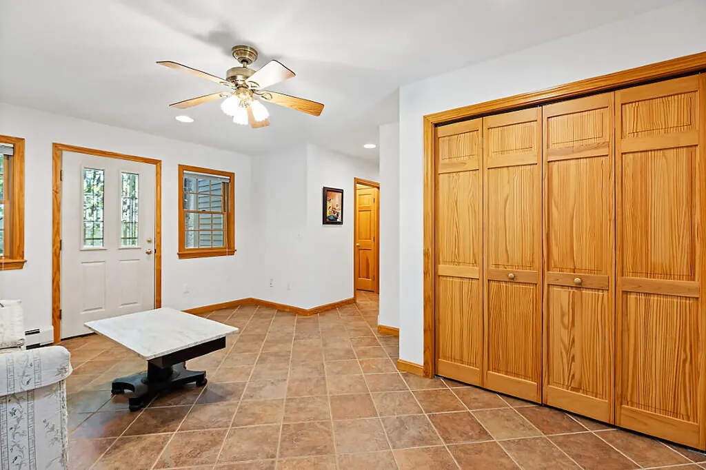 87 Memorial Drive Winthrop ME 04364