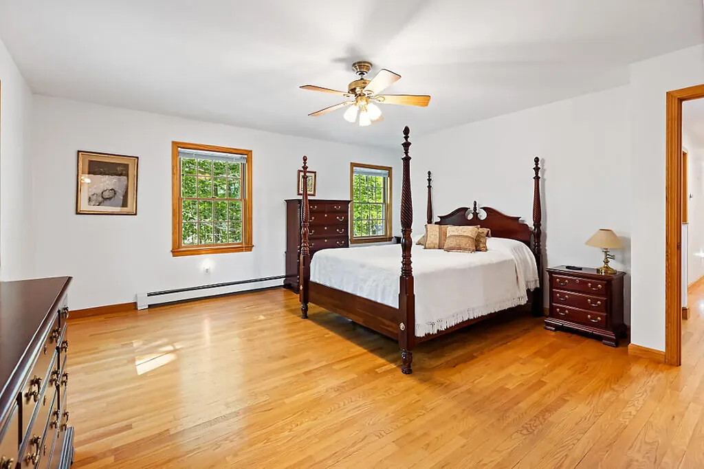 87 Memorial Drive Winthrop ME 04364