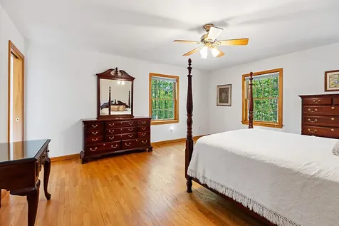87 Memorial Drive Winthrop ME 04364