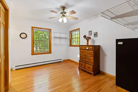 87 Memorial Drive Winthrop ME 04364