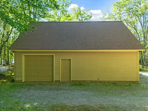 87 Memorial Drive Winthrop ME 04364
