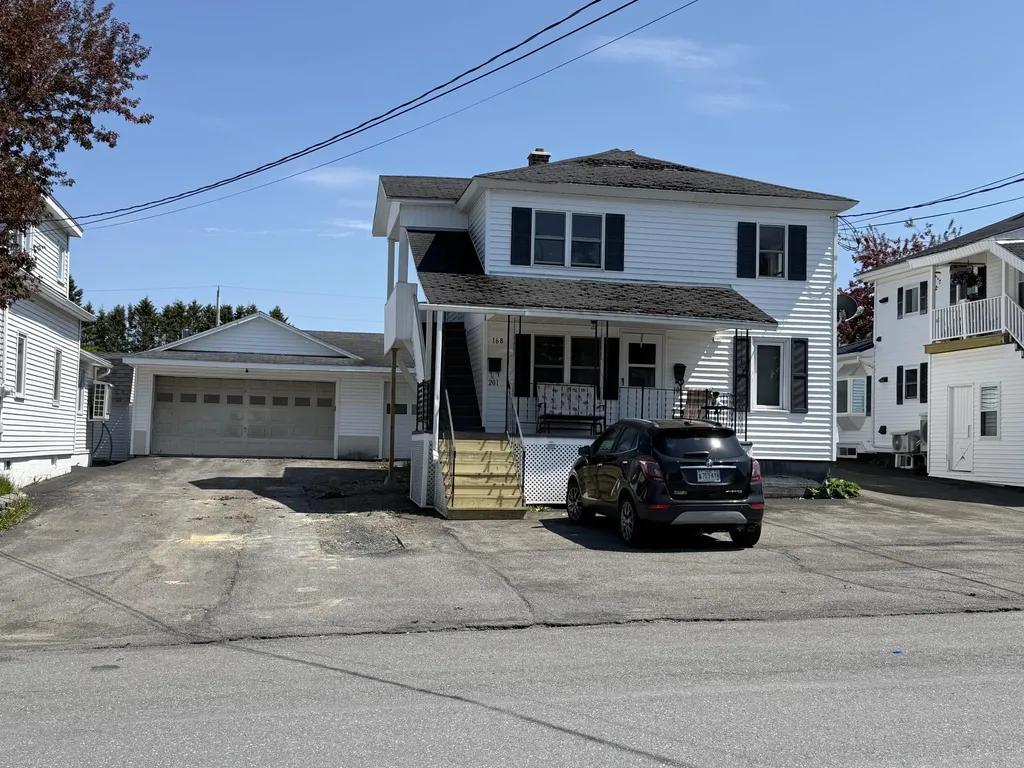 168 Pleasant Avenue Madawaska ME 04756