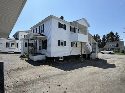 168 Pleasant Avenue Madawaska ME 04756