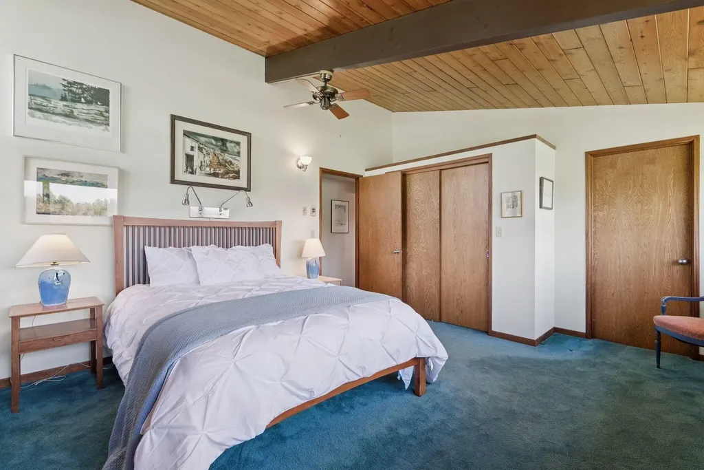 98 Field Road Falmouth ME 04105