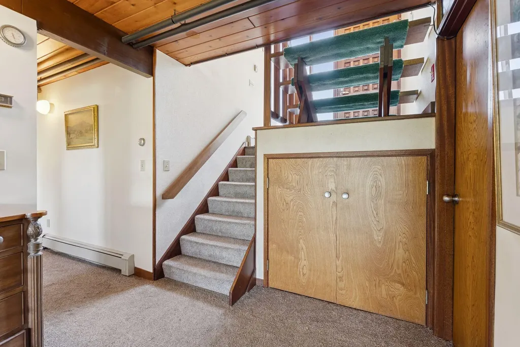 98 Field Road Falmouth ME 04105