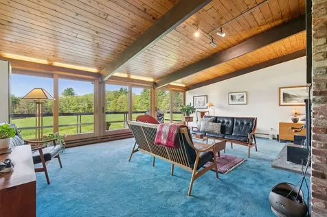 98 Field Road Falmouth ME 04105