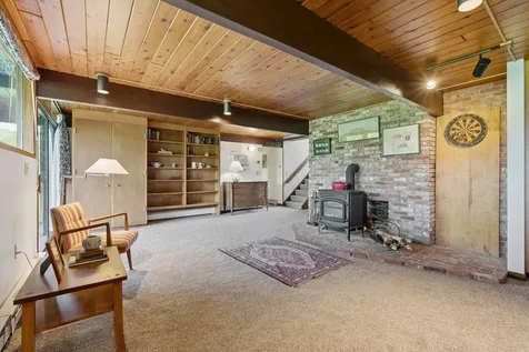 98 Field Road Falmouth ME 04105