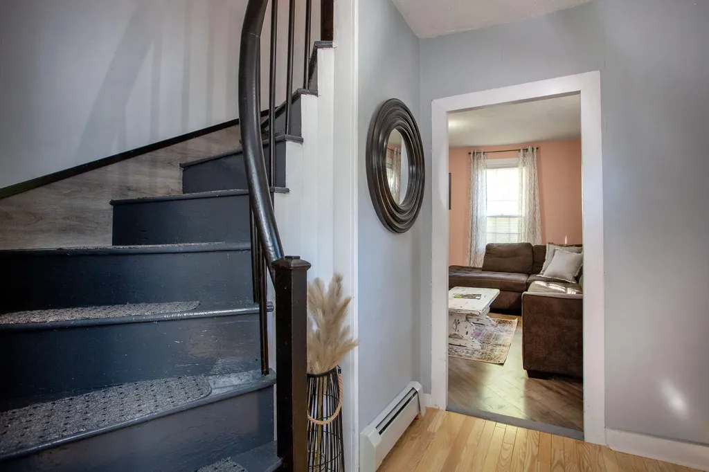 56 Federal Street Wiscasset ME 04578
