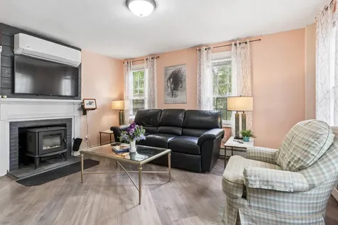 56 Federal Street Wiscasset ME 04578