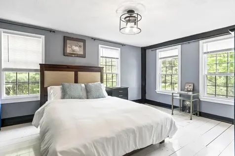 56 Federal Street Wiscasset ME 04578