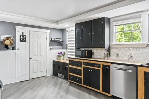 56 Federal Street Wiscasset ME 04578
