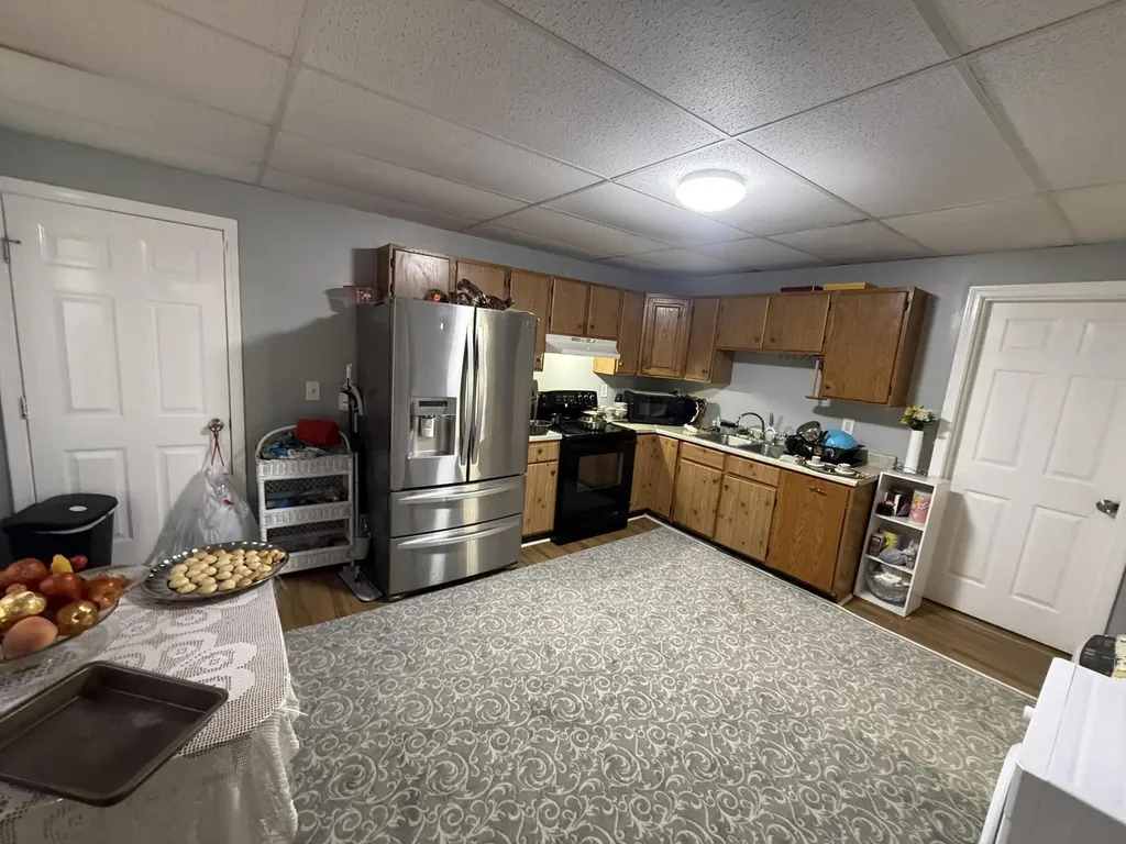 35 Pine Street Auburn ME 04210