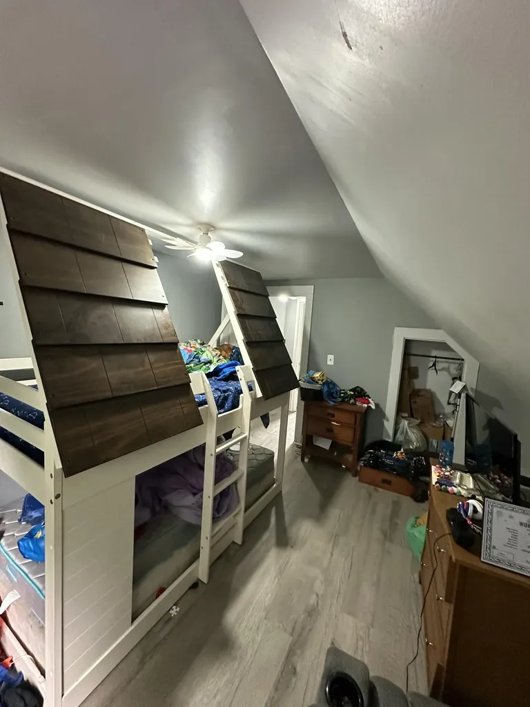 35 Pine Street Auburn ME 04210