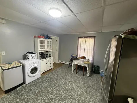 35 Pine Street Auburn ME 04210