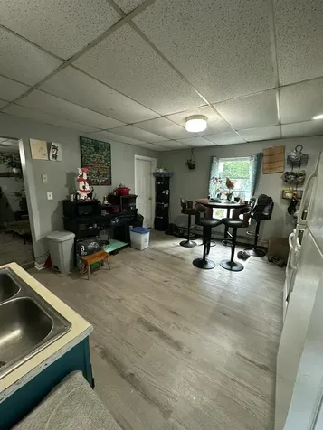 35 Pine Street Auburn ME 04210