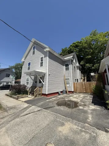 35 Pine Street Auburn ME 04210