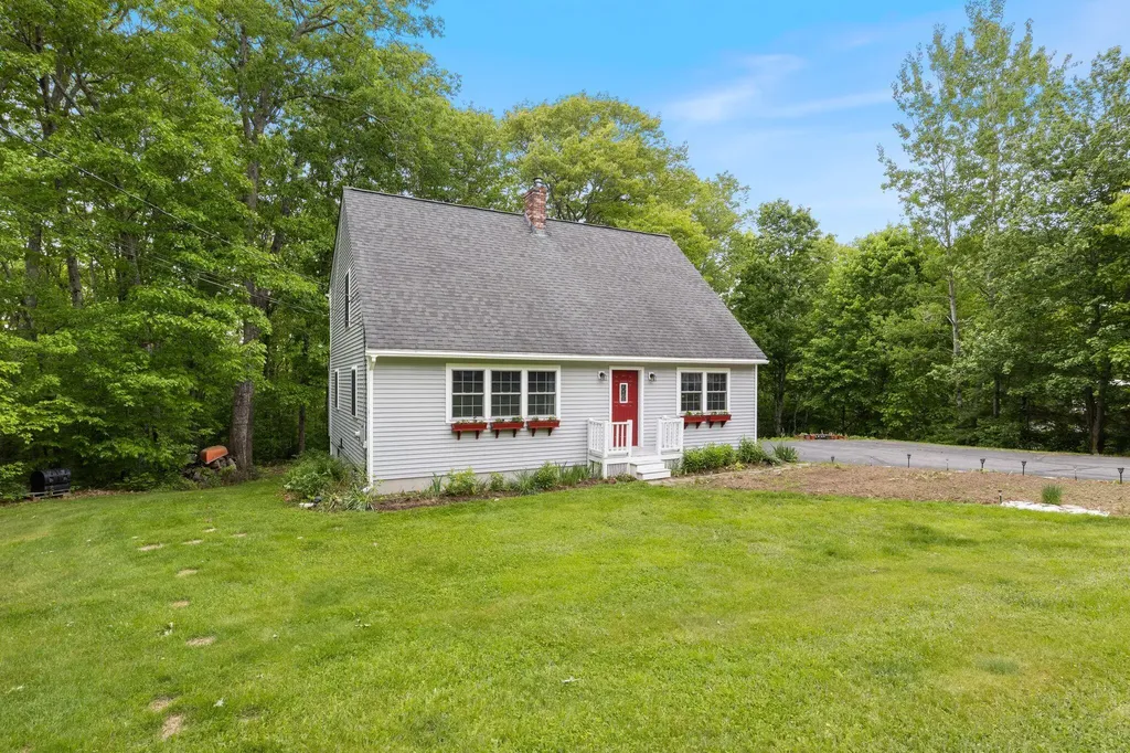 53 Meehan Lane North Berwick ME 03906