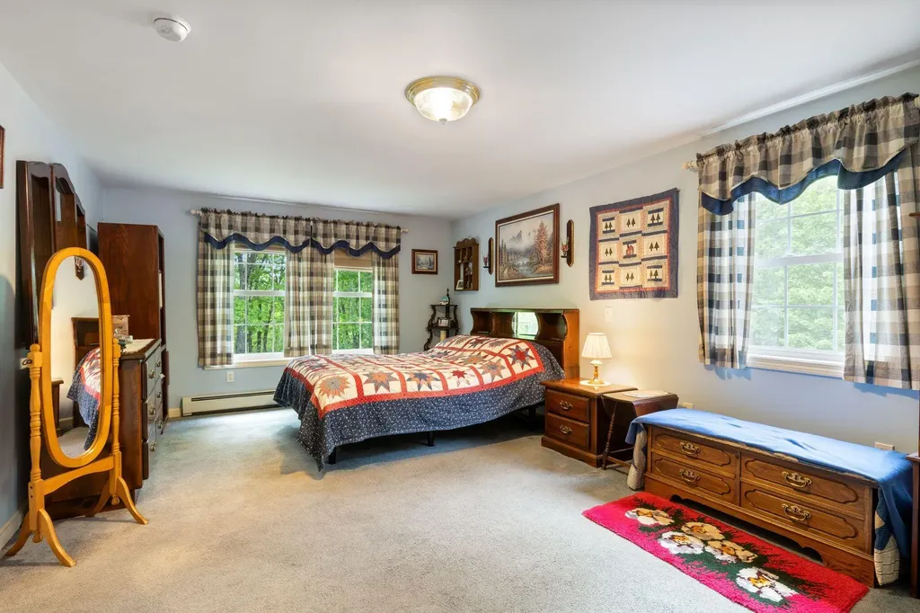 53 Meehan Lane North Berwick ME 03906