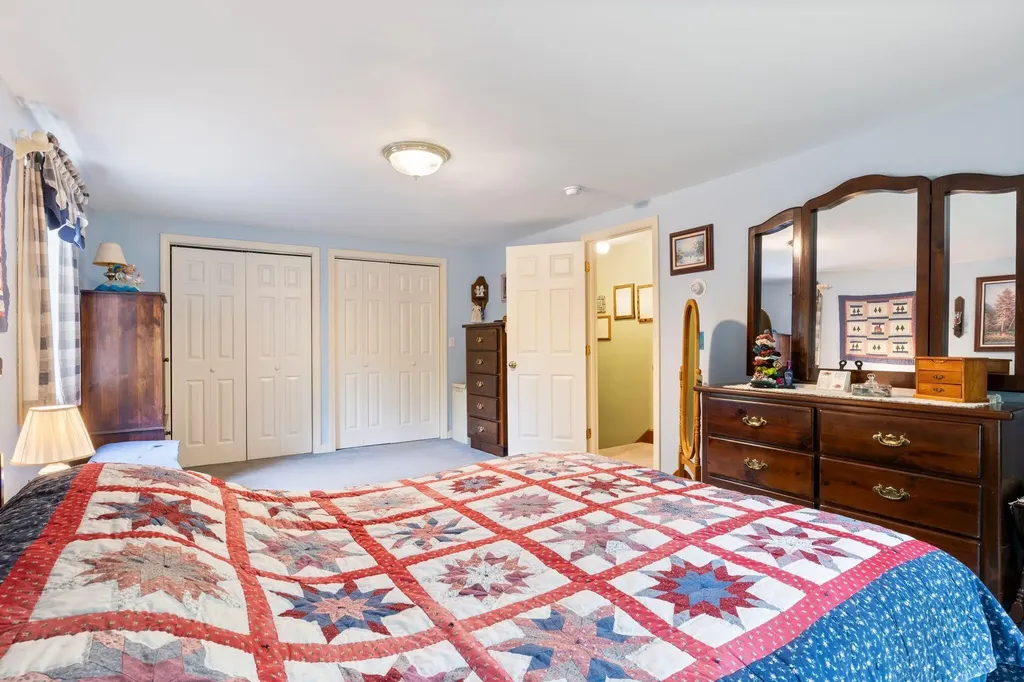 53 Meehan Lane North Berwick ME 03906