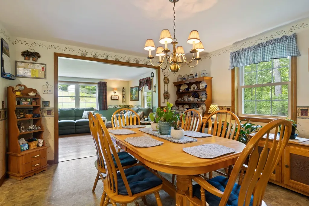 53 Meehan Lane North Berwick ME 03906