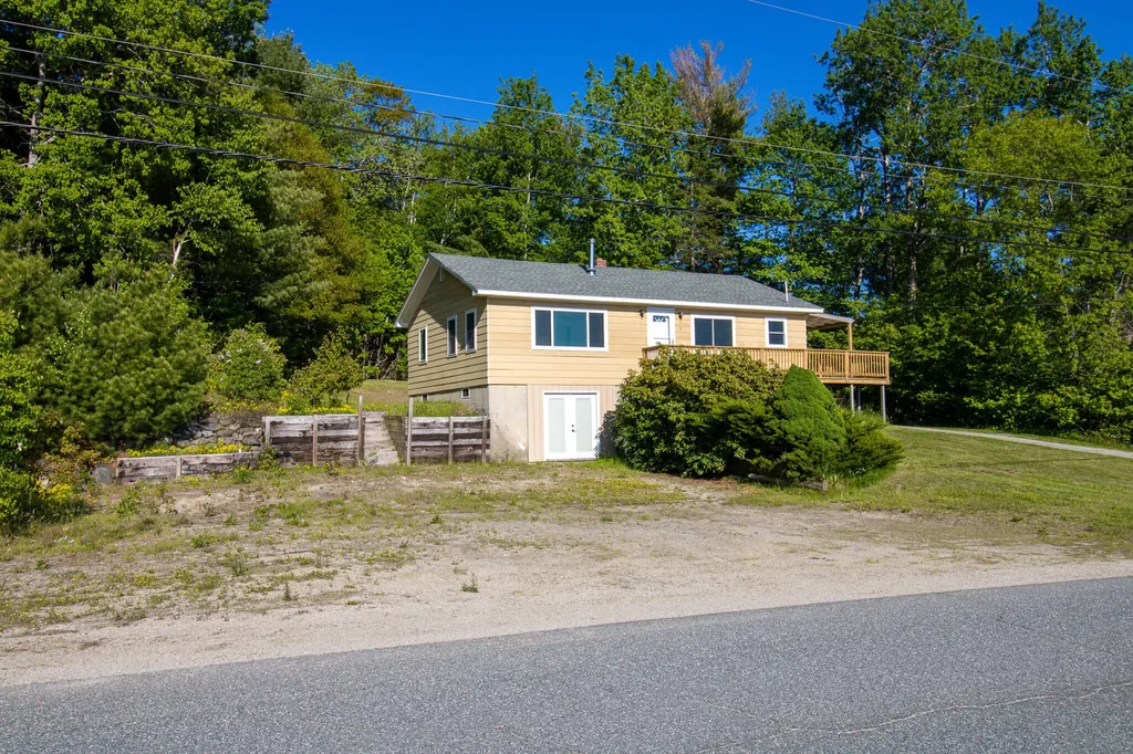 7 Goodwin Road Franklin ME 04634