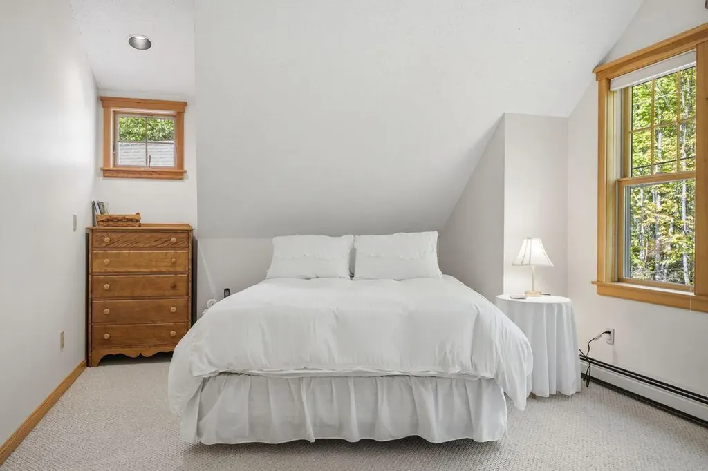 84 Pride Avenue Waterford ME 04088