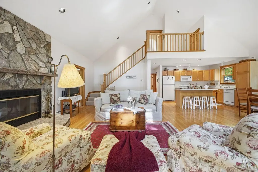 84 Pride Avenue Waterford ME 04088