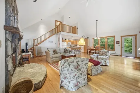 84 Pride Avenue Waterford ME 04088