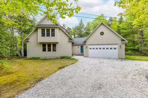 84 Pride Avenue Waterford ME 04088