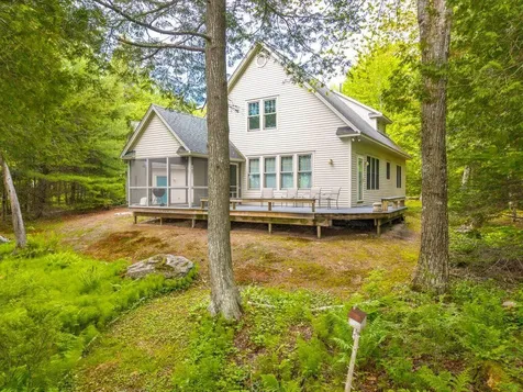 84 Pride Avenue Waterford ME 04088
